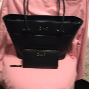 Bag with matching wallet